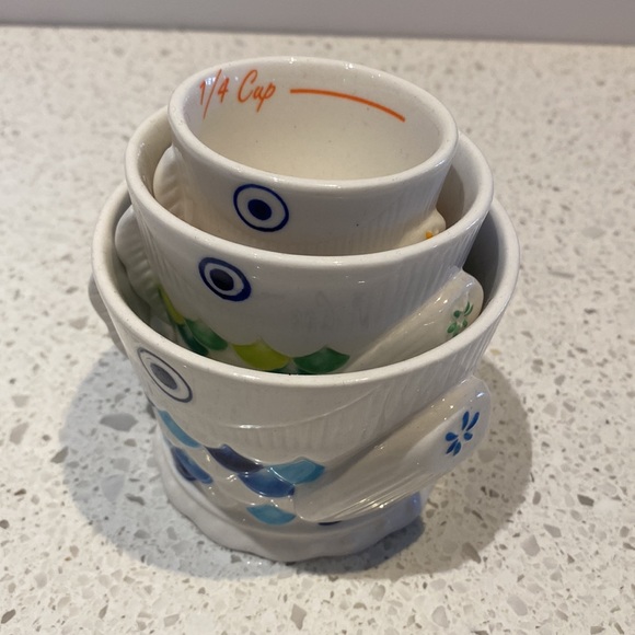 Anthropologie 3 Piece Fish Measuring Cups - Picture 3 of 5